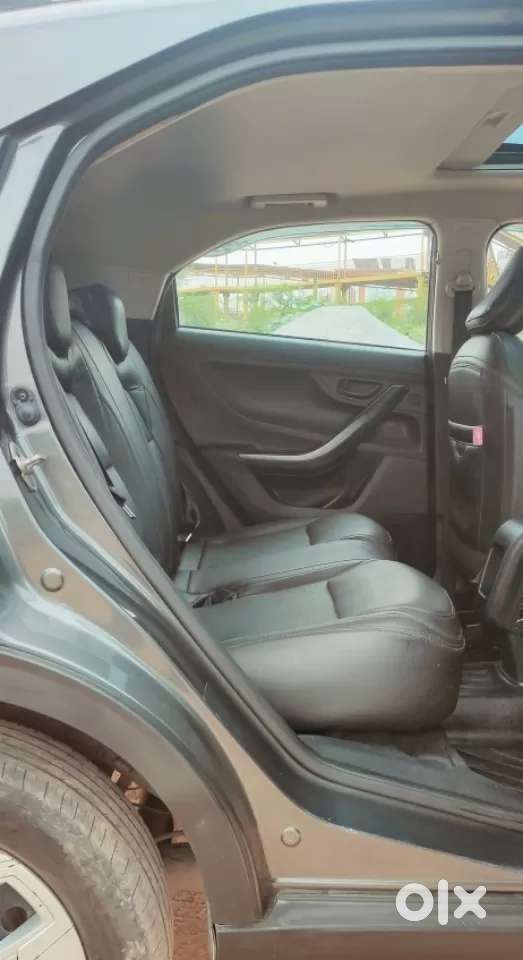 Tata Nexon Smart Plus S 1.2 Revotron Petrol 5 Mt, 2024, Petrol