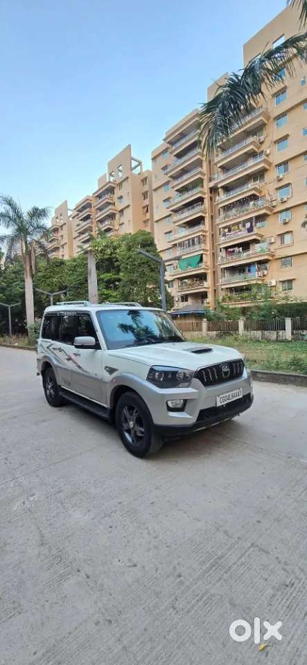 Mahindra Scorpio S10, 2016, Diesel