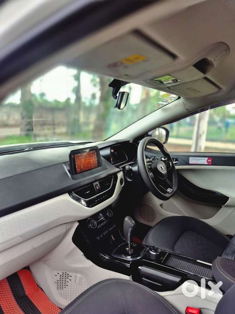 Tata Nexon 1.2 Revotron Xza Plus, 2022, Petrol