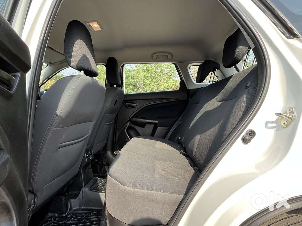 Maruti Suzuki Brezza 1.5 Vxi Smart Hybrid, 2023, Petrol