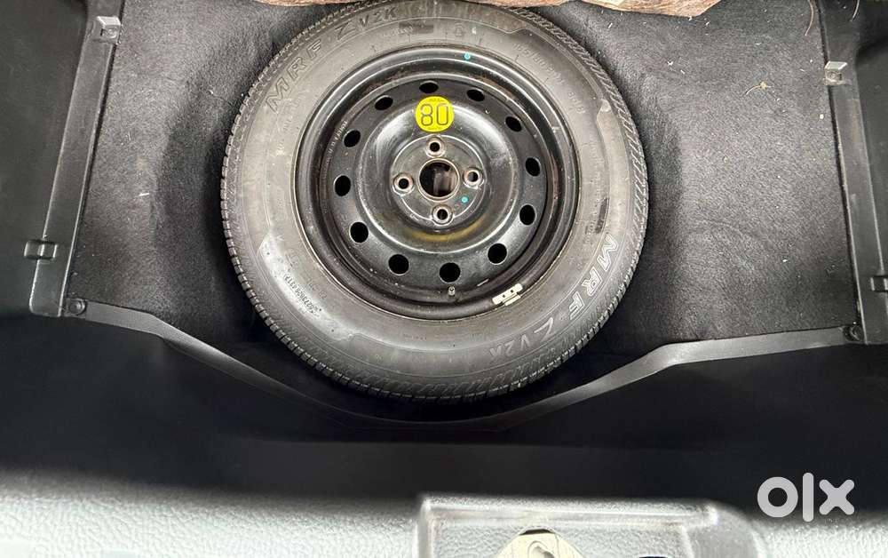 Maruti Suzuki Swift Vvt Zxi, 2018, Petrol