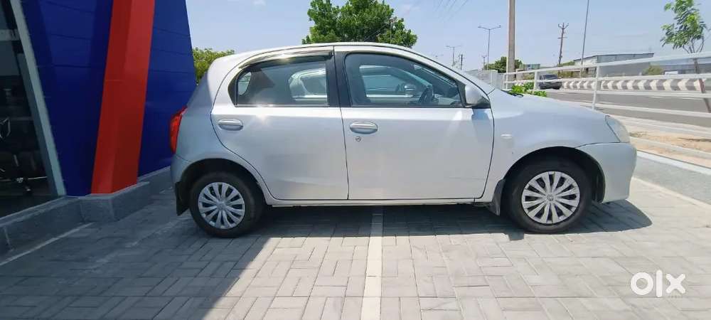 Toyota Etios Liva 2011 Manual