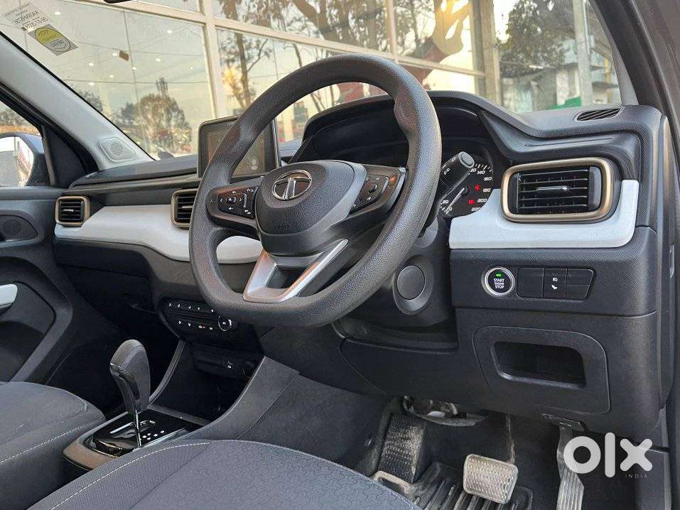 Tata Punch 1.2 Revotron Accomplished Dazzle Pack Amt, 2023, Petrol