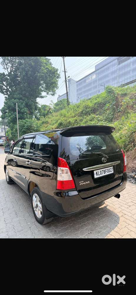 Toyota Innova 2.5 Gx 7 Str Bs-iii, 2007, Diesel