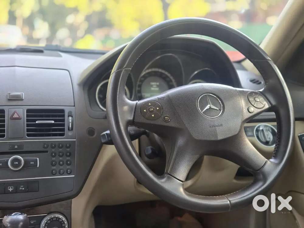 Beautiful Car Awesome Conditions Chilled Ac