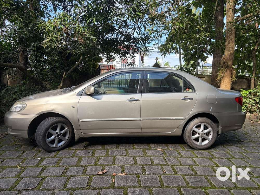 Toyota Corolla 2005 Petrol Variant