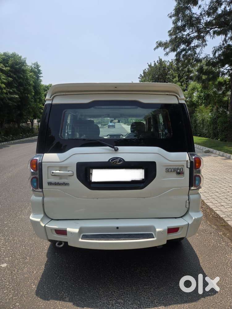 Mahindra Scorpio S6 Plus, 2015, Diesel