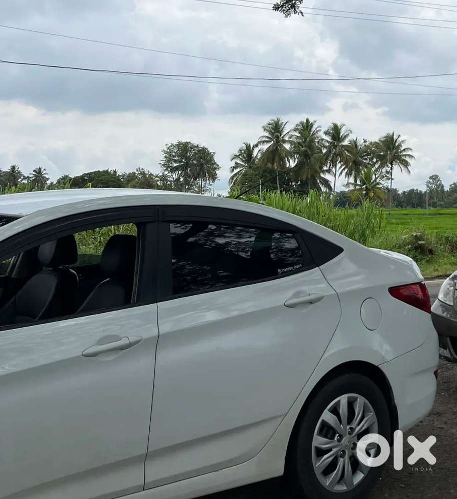 Hyundai Verna 2011 Diesel Manual