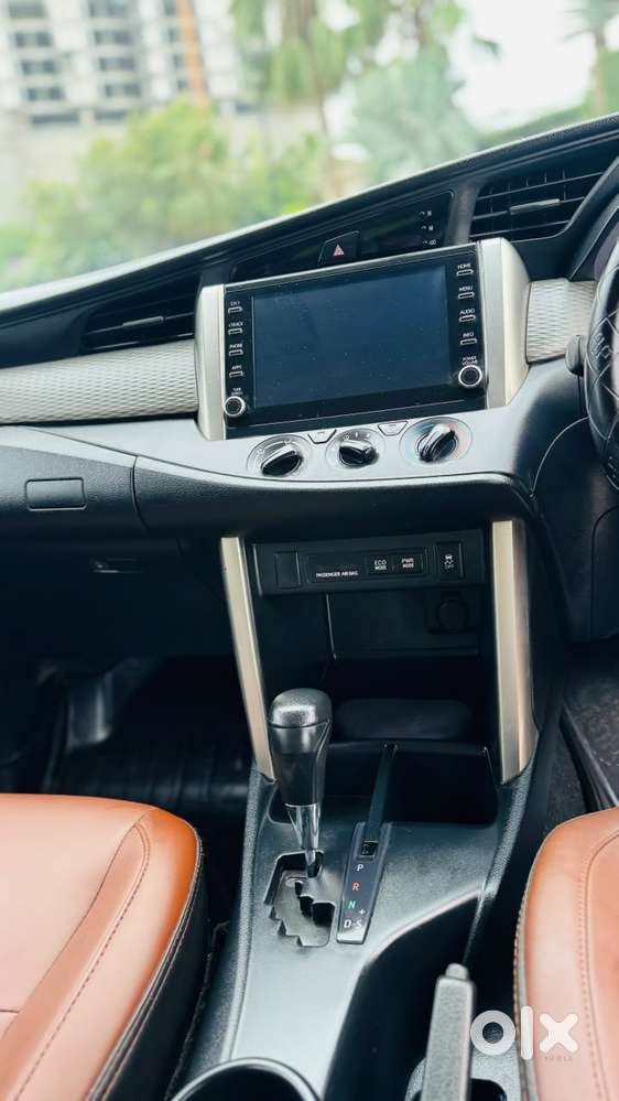 Toyota Innova Crysta [2020-ongoing] 2.4 Gx 7 Str, 2021, Diesel