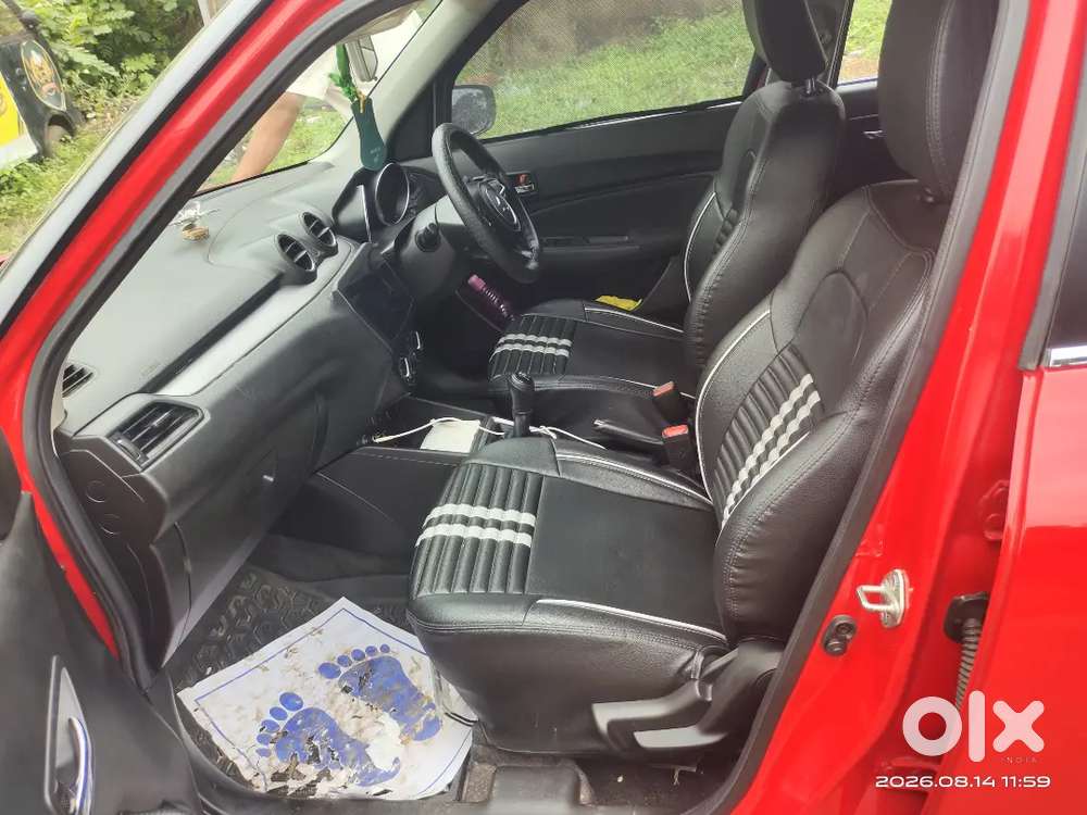 Maruti Suzuki Swift 2021 Dual Tone Black Red
