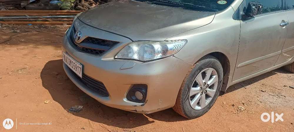 Toyota Corolla Altis 2013