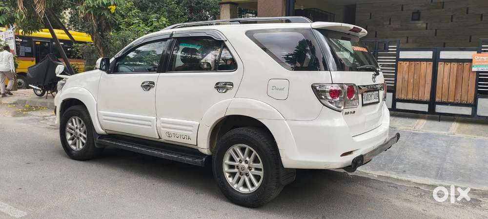 Toyota Fortuner 3.0 4x4 Manual, 2013, Diesel