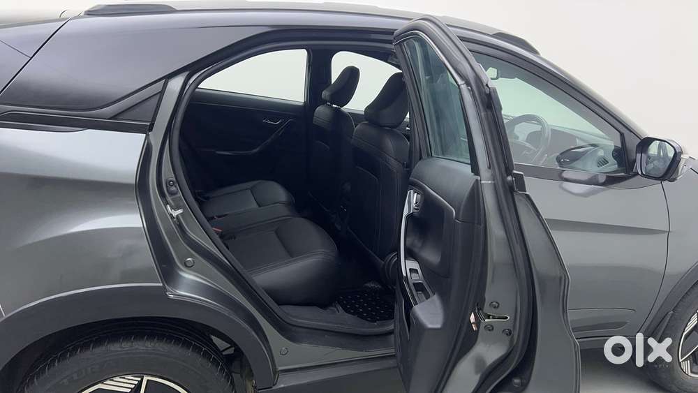 Tata Nexon Fearless Plus S 1.2 Revotron Petrol 7 Dca Dt, 2024, Petro..
