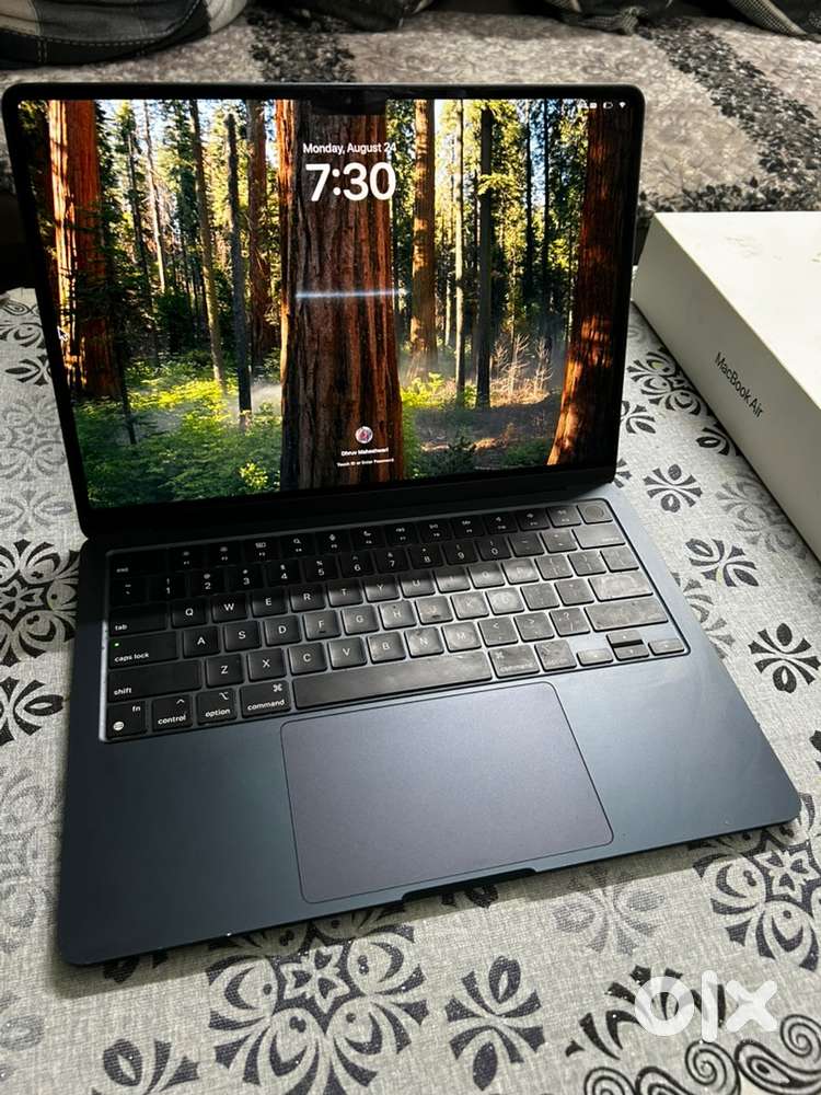 Macbook air with charger and apple care