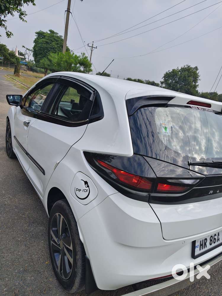 Tata Altroz 1.2 Xz Plus Petrol, 2021, Petrol