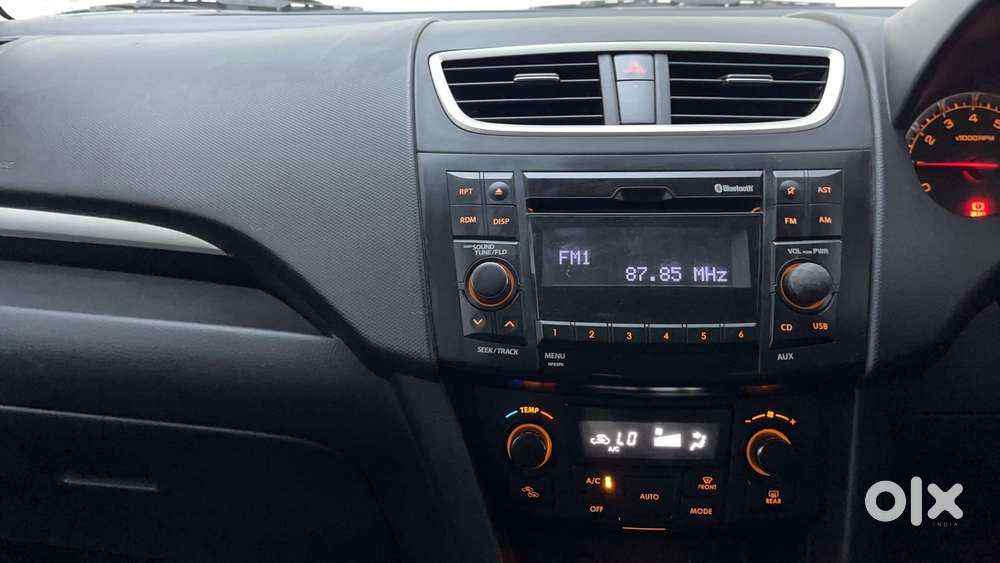 Maruti Suzuki Swift 1.3 Zxi, 2015, Petrol