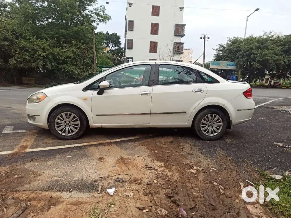 Fiat Linea 2011 Diesel Car