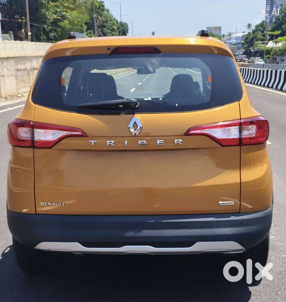 Renault Triber Rxz, 2019, Petrol