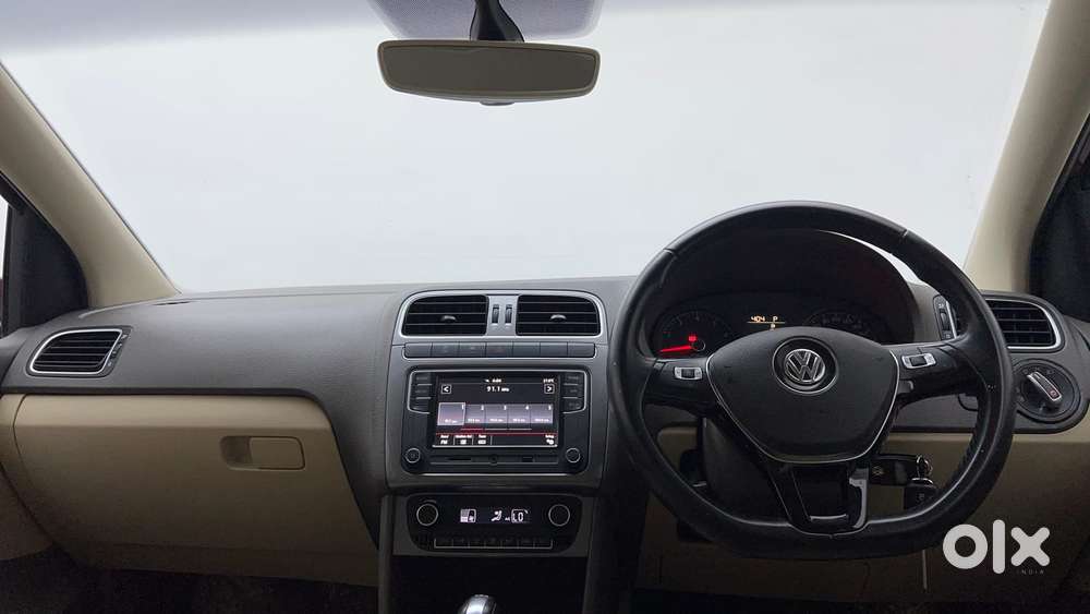 Volkswagen Vento 1.2 Tsi Highline At, 2019, Petrol