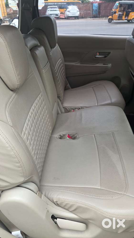Maruti Suzuki Ertiga 1.5 Zxi Plus Shvs, 2021, Petrol