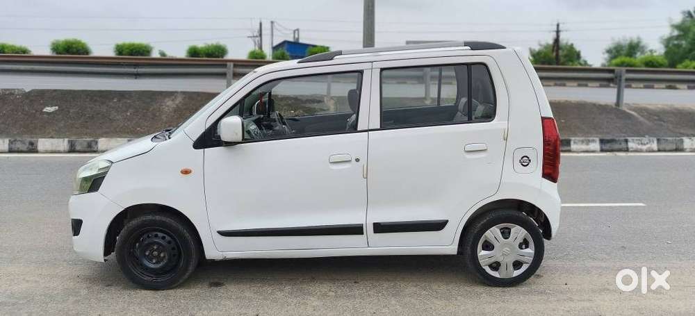 Maruti Suzuki Wagon R Vxi Mt 1.0l, 2016, Petrol