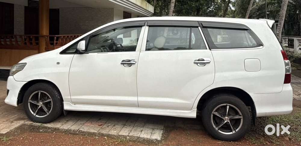 Toyota Innova Diesel 2013
