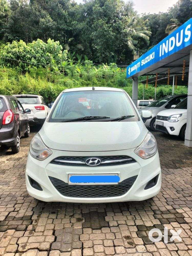 Hyundai I10 Sportz, 2012, Petrol