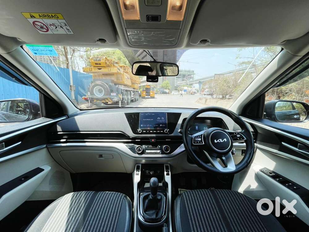 Kia Carens 1.4 Prestige 7 Str, 2023, Petrol