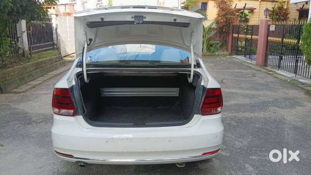 Volkswagen Vento 1.6 Highline, 2019, Petrol