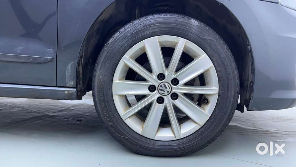Volkswagen Vento Petrol Highline, 2016, Petrol