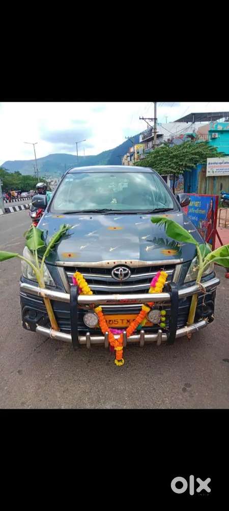 Toyota Innova Gx 2013 Petrol