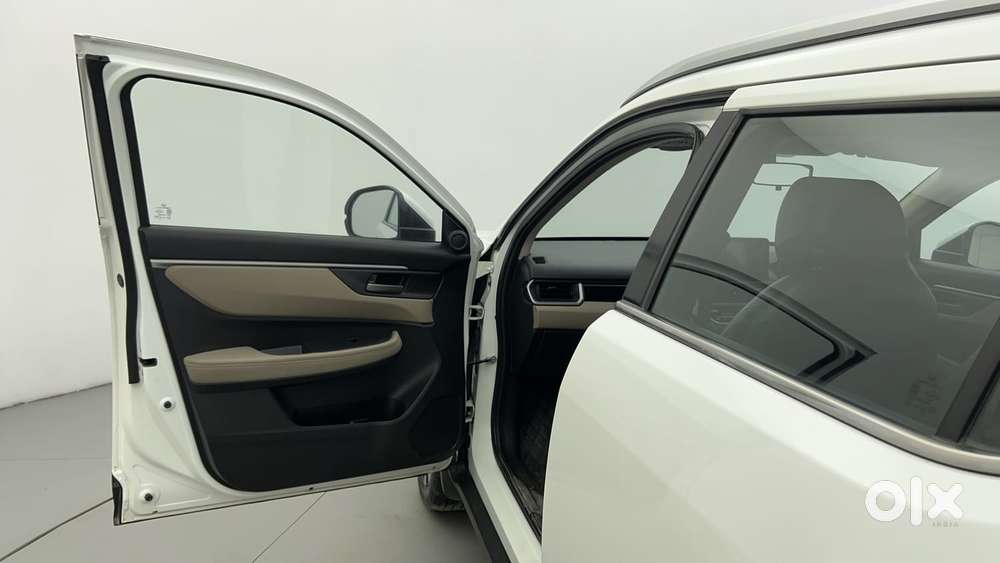 Honda Elevate Vx Mt, 2023, Petrol