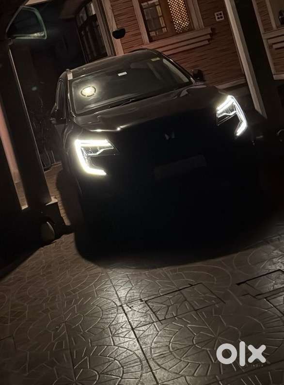 Mahindra Xuv700 Diesel 2025