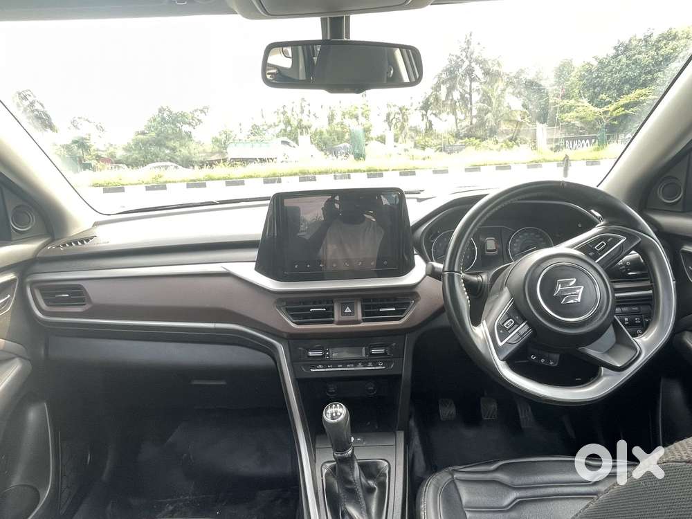 Maruti Suzuki Brezza 1.5 Zxi Plus Smart Hybrid, 2023, Petrol