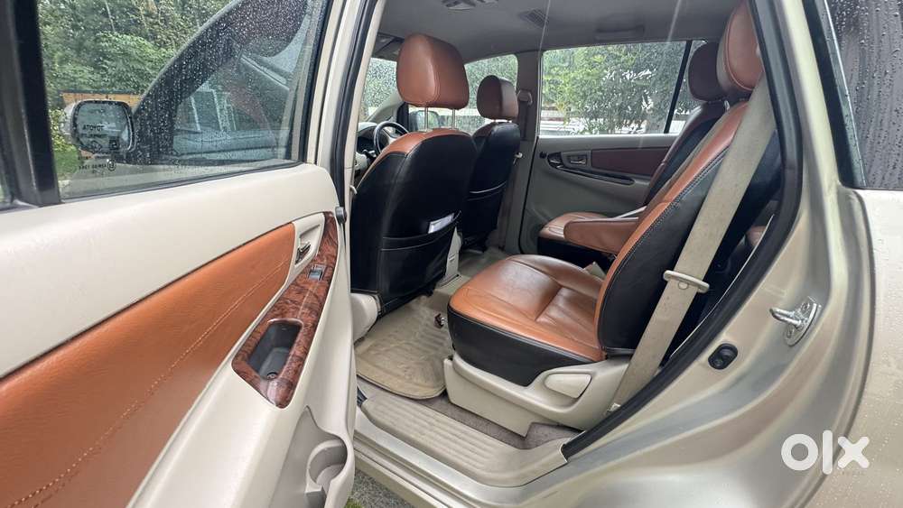 Toyota Innova 2.5 V 7 Str, 2013, Diesel