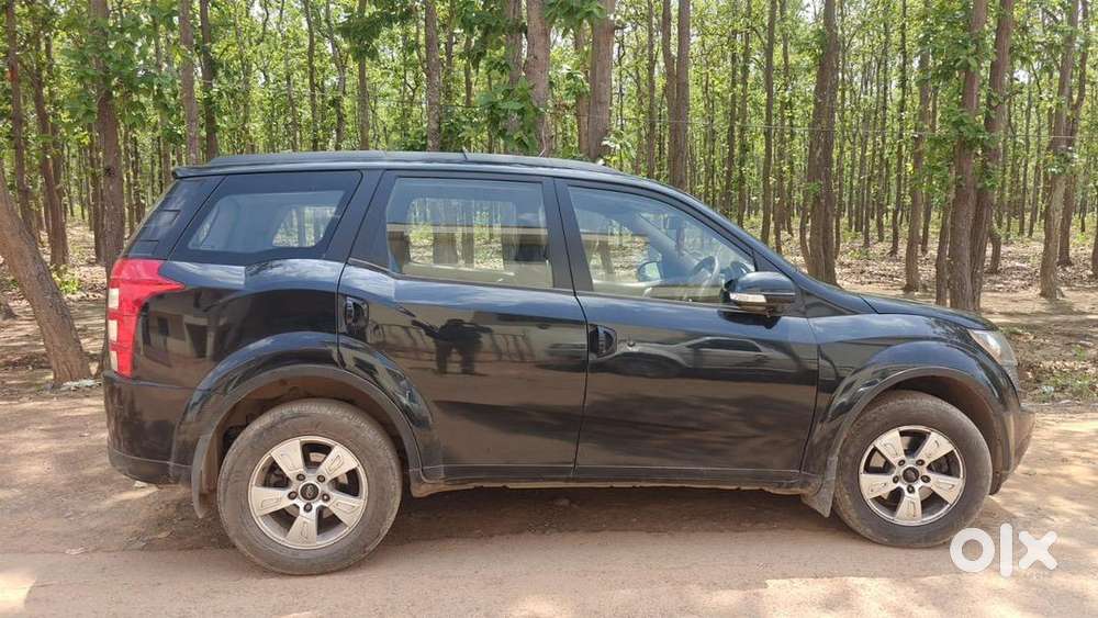 Mahindra Xuv500 2015