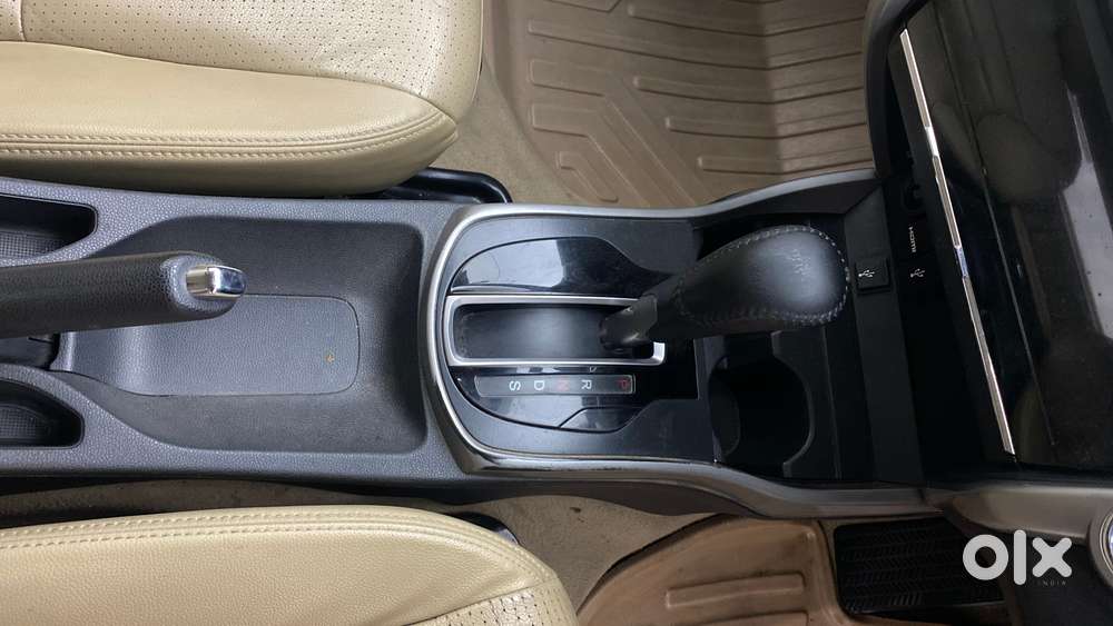 Honda City I-vtec Cvt Zx, 2018, Petrol