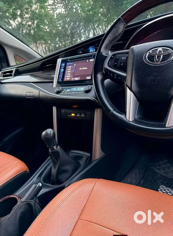 Toyota Innova Crysta 2016 Diesel Manual