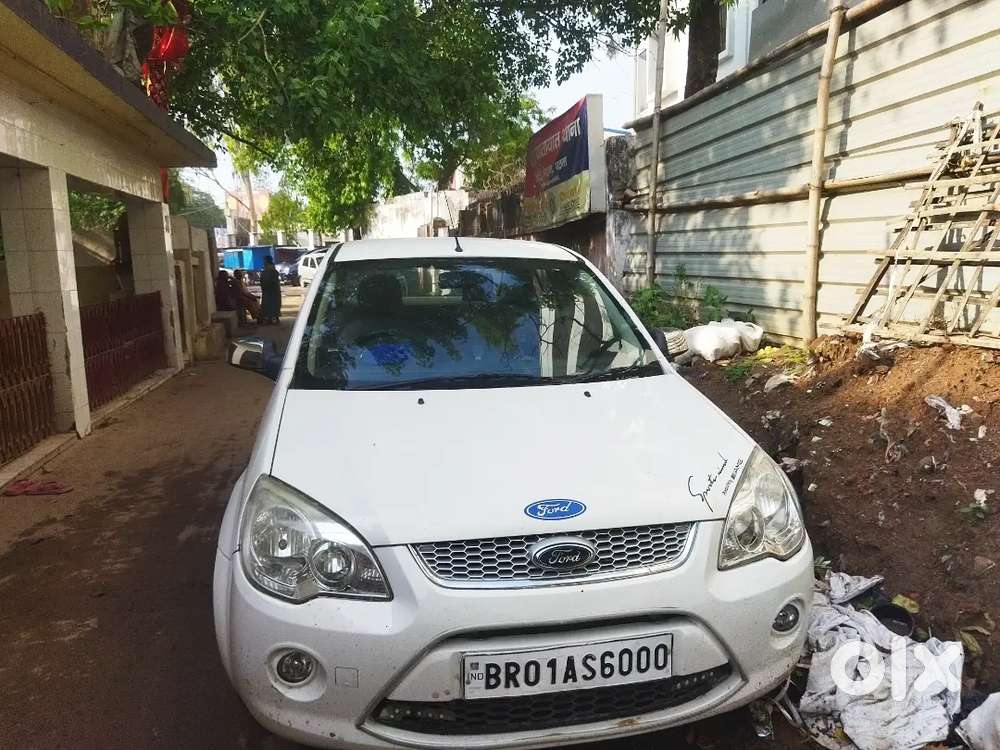 Ford Fiesta 2010 Petrol 50000 Km Driven