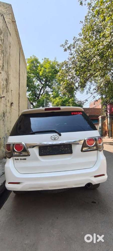 Mint Condition Fortuner 2015