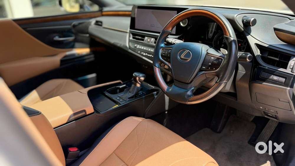 Lexus Es 300h, 2023, Petrol