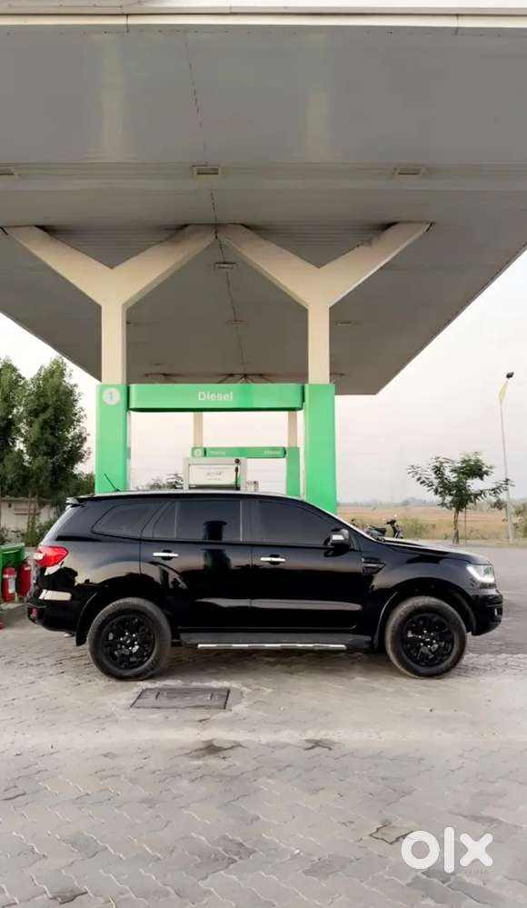 Ford Endeavour Titanium 2018