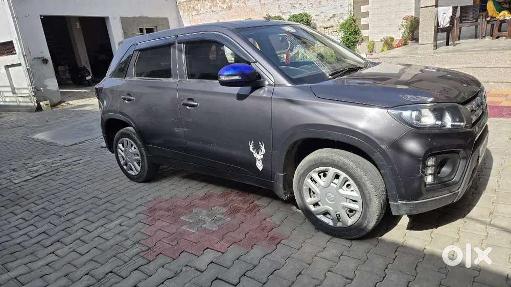 Maruti Brezza Lxi 2020