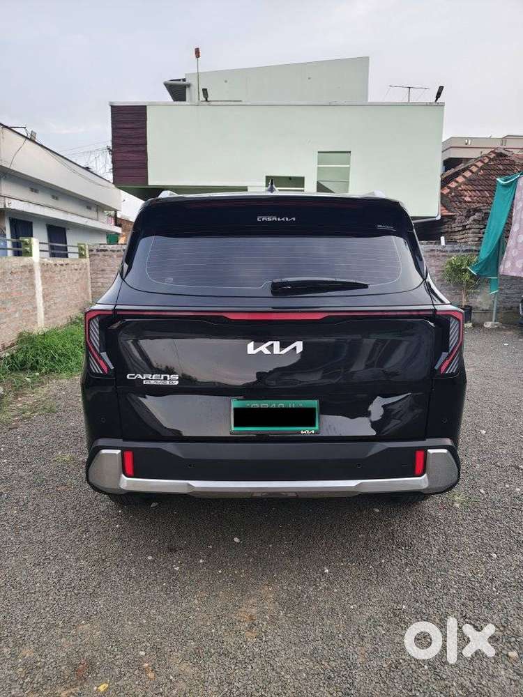 Kia Carens Clavis Ev, 2025, Electric