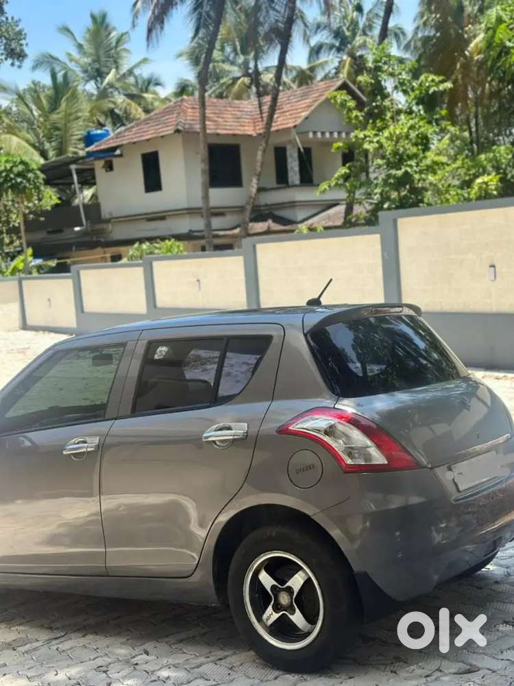 Maruti Suzuki Swift 2012