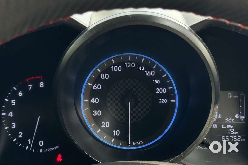 Hyundai Venue 1.2 S (o), 2021, Petrol