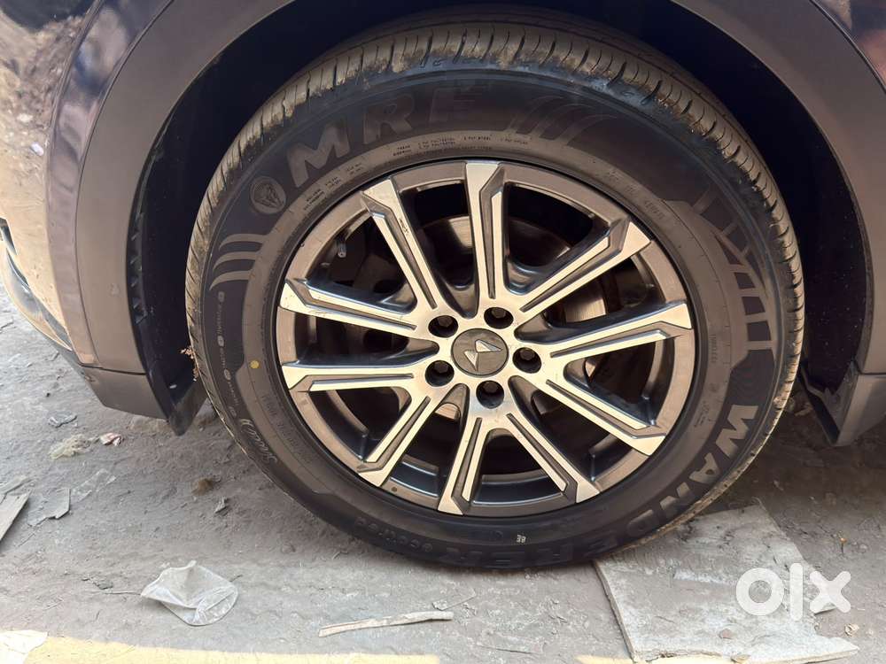 Mahindra Xuv700 Ax7 Awd, 2022, Petrol