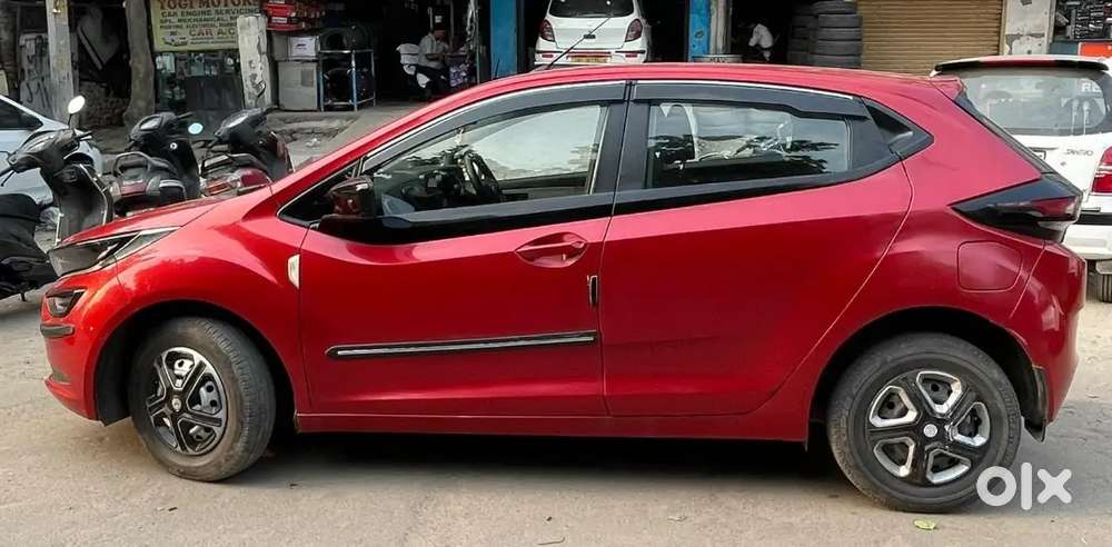 Tata Altroz 1.2 Xe 2021
