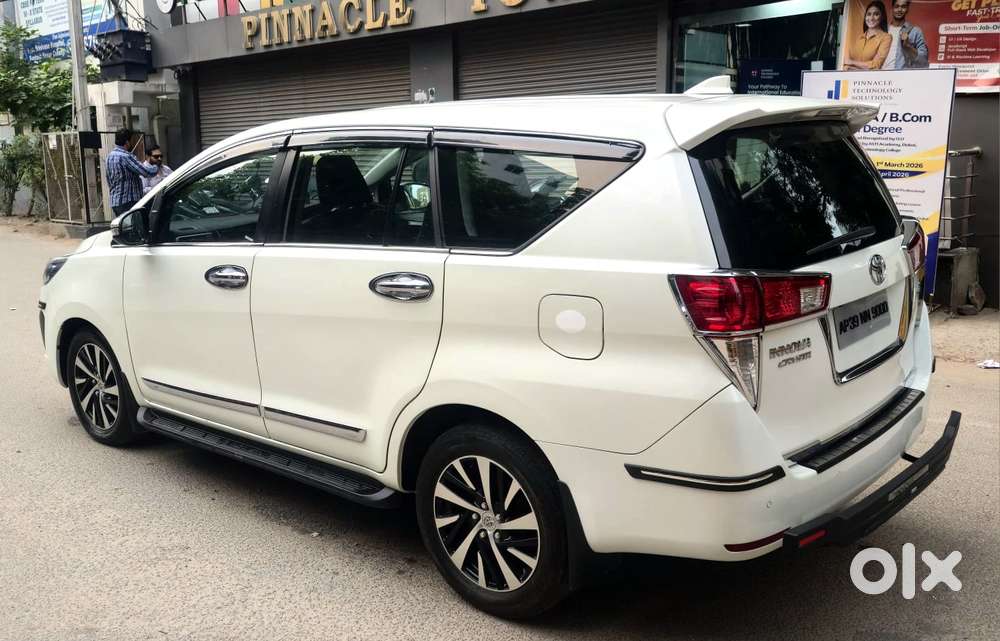 Toyota Innova Crysta 2.4 Z 7 Str, 2022, Diesel