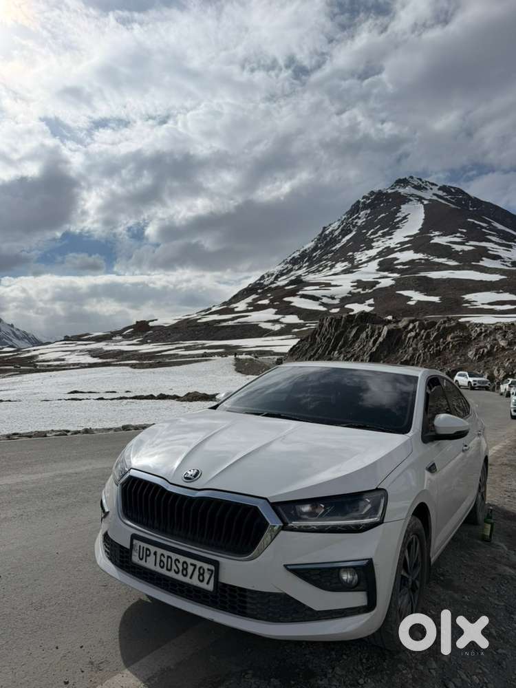 Skoda Slavia Petrol 2023